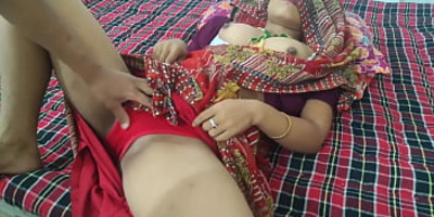 Step step-sister Tanu & Monika get their very first Indian 3 way with some muddy