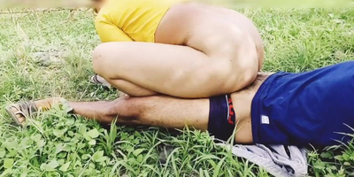 Yoursoniya's giant man rod makes her chat sloppy in a warm outdoor session with