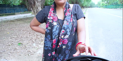 Naveen & Pinkicutee in a super-steamy Indian Desi call girl bhabhi deal with a